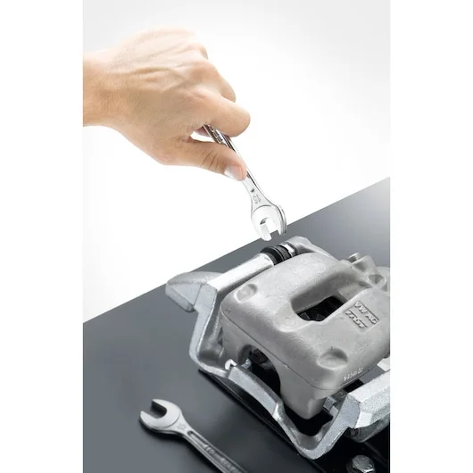Facom 440.17 source-reviewed product