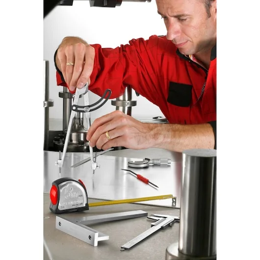 Facom 823.25 source-reviewed product